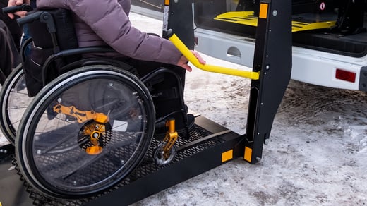 wheelchair-lift-closeup_wide